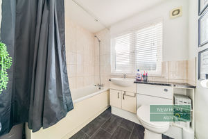 Photo 20- click for photo gallery